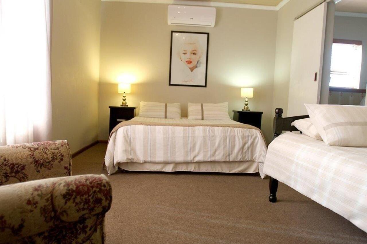 Broadway Tygervalley House Guest house 3*