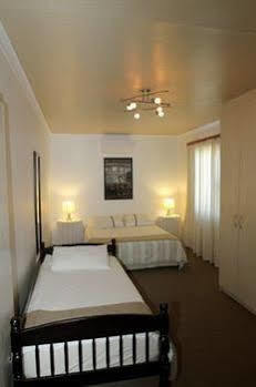 Guest house Broadway Tygervalley House 3*